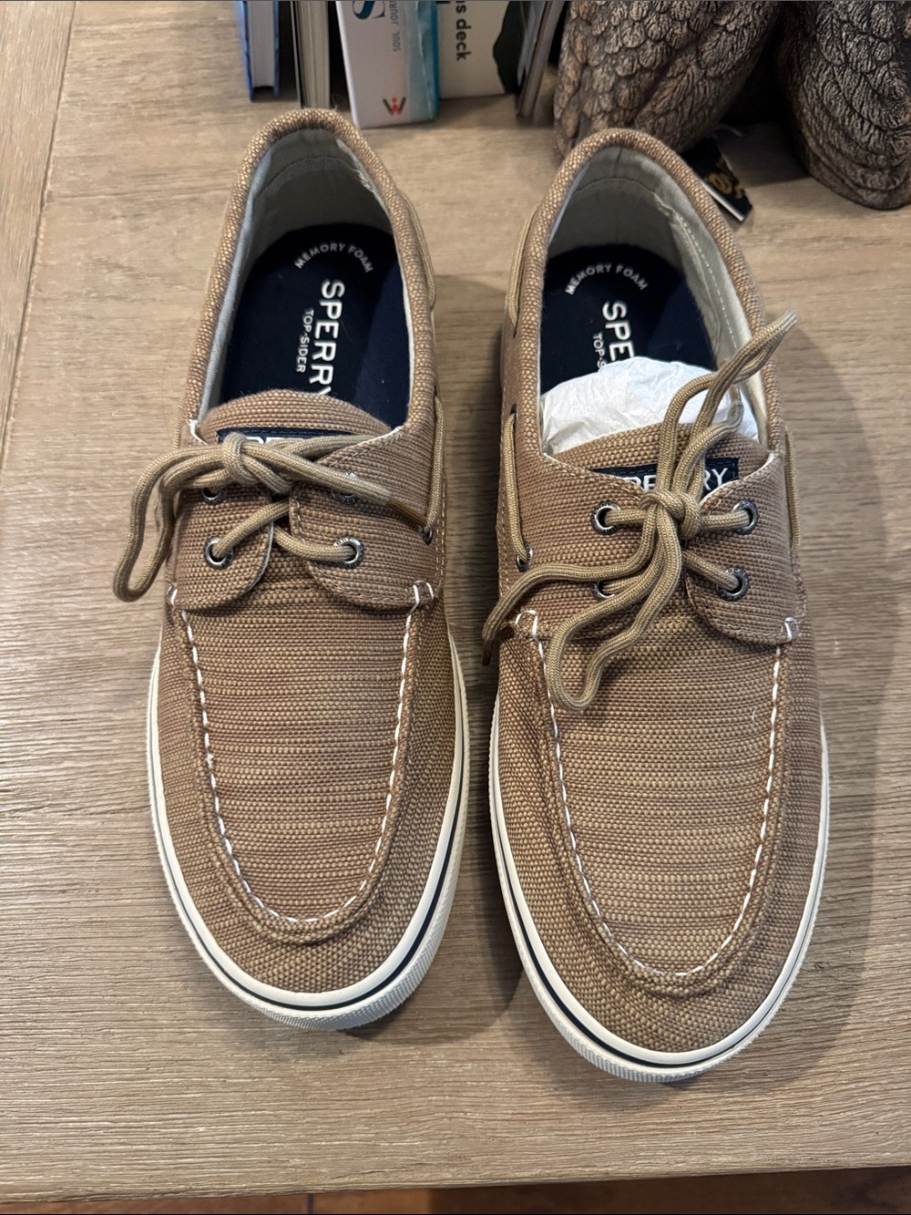 Canvas Sperry with memory foam